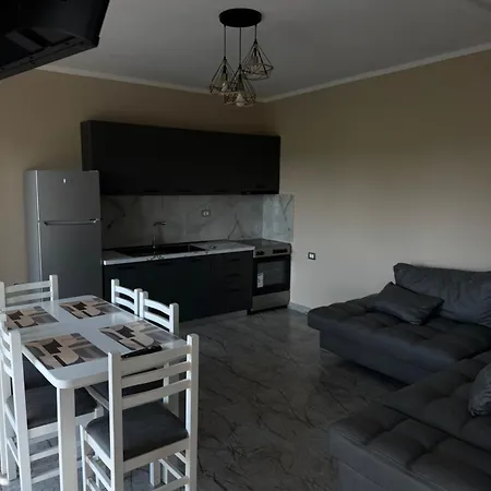 Dalian Apartment Baks-Rrjoll